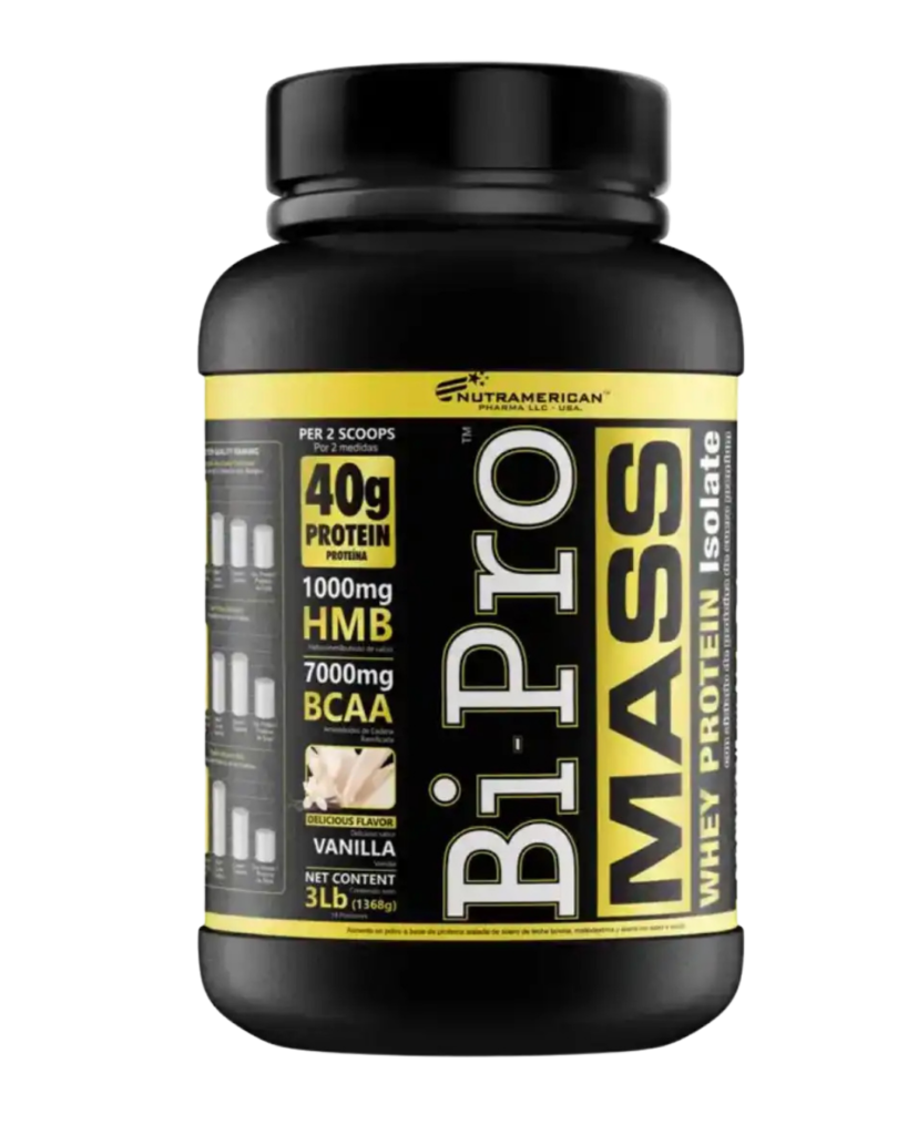 Envase de BiPro Mass de Nutramerican Pharma, suplemento de proteína aislada de suero con 40 g de proteína por porción, HMB y BCAA, sabor vainilla.